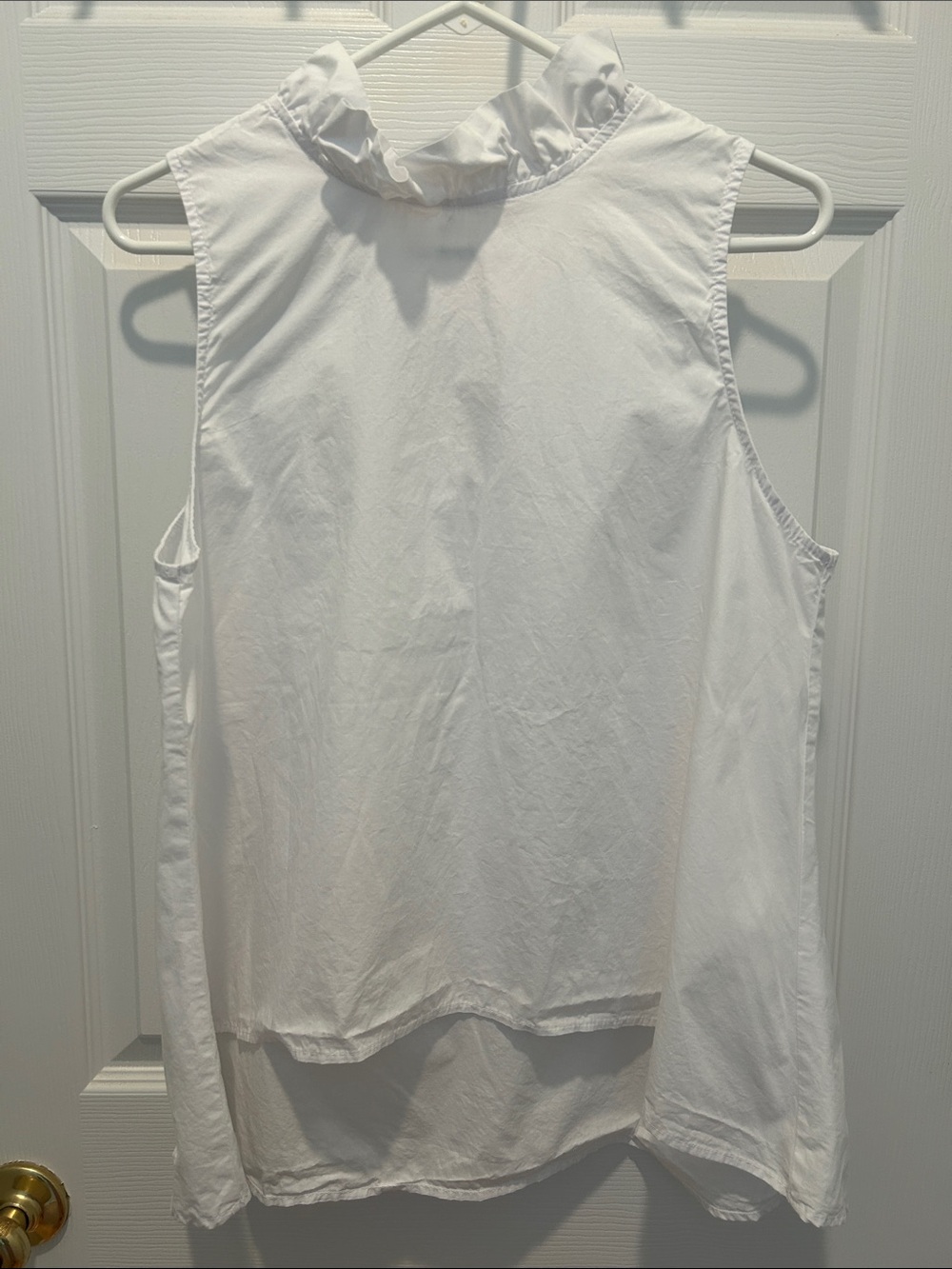 Mazik White Sleeveless Ruffle Collar Blouse